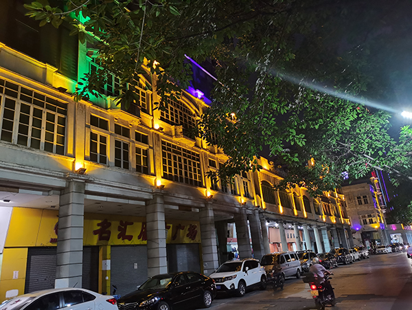 LED洗墻燈和LED線條燈的區別在哪兒