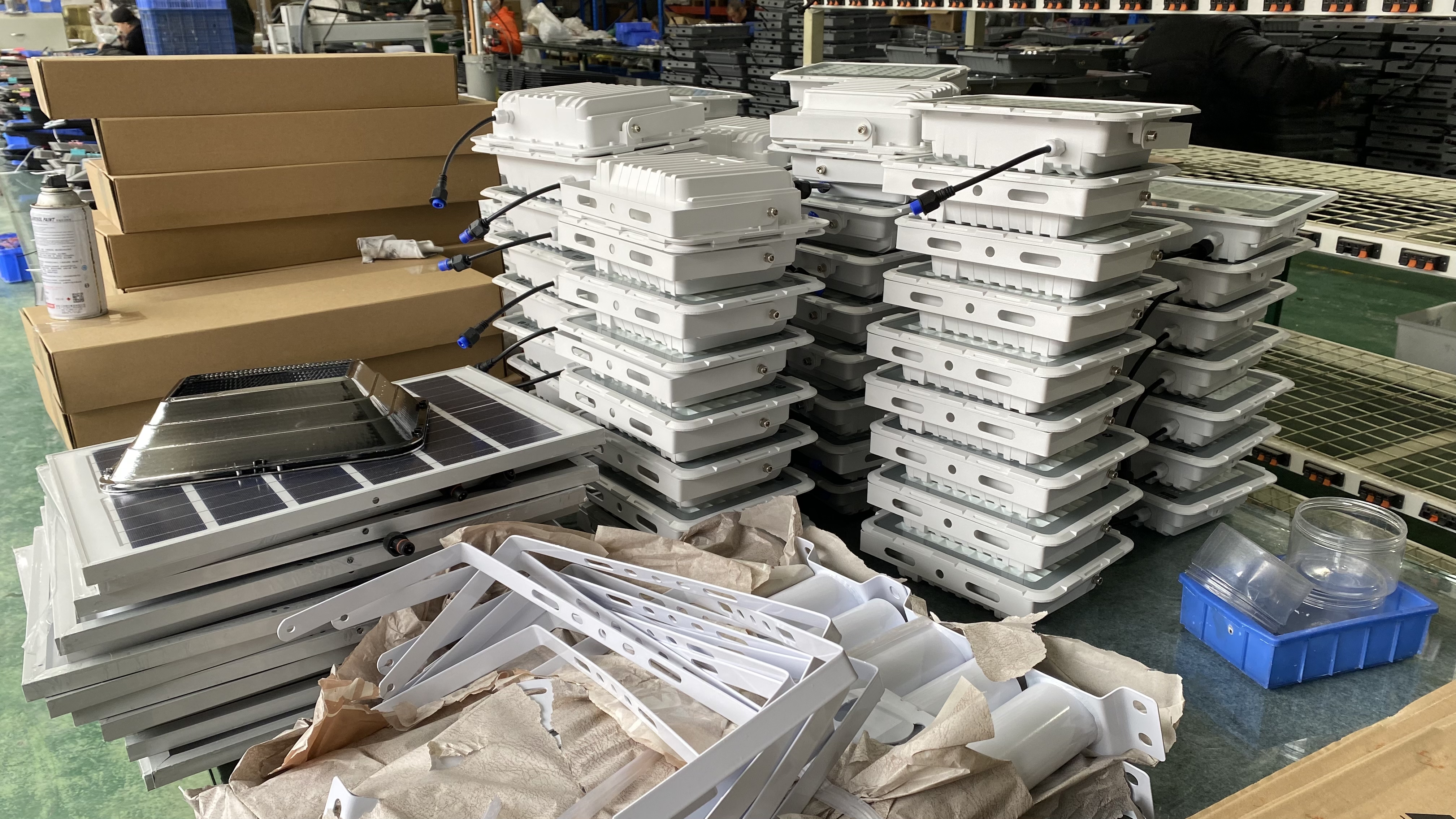 太陽能投光燈-夢之藍(圖7) 太陽能投光燈-夢之藍(圖7)